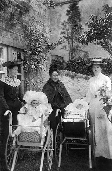 Hannah Moore - Armistead Family .jpg - Hannah Dinsdale nee Moore, 1838 - 1918. With members of the Armistead family.